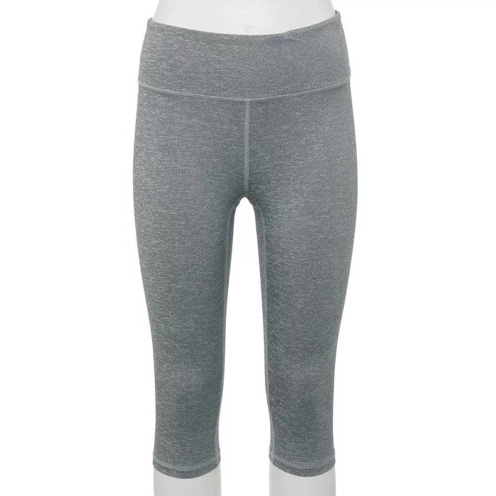 Tek Gear Core performance Skimmer Capri Mid Rise leggings